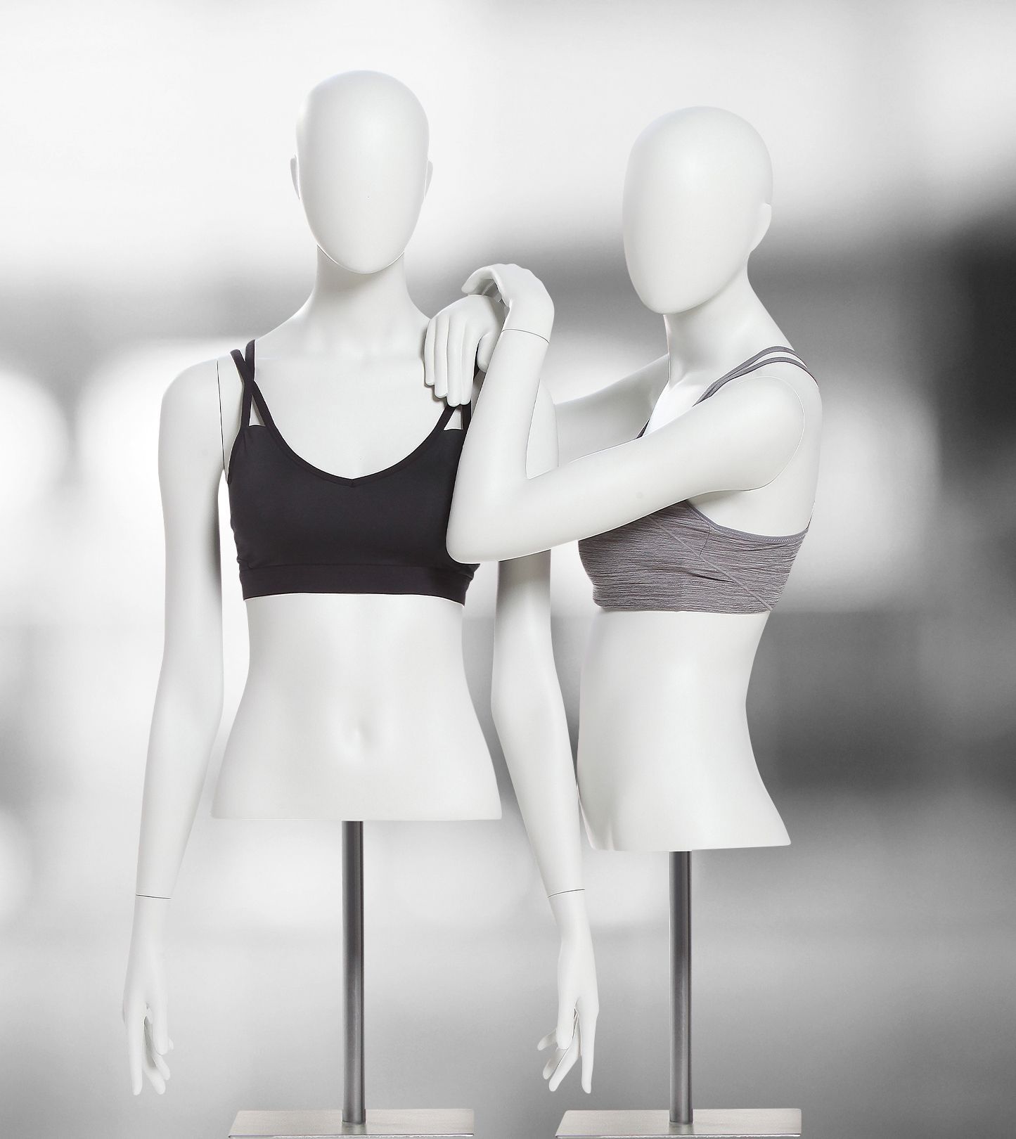 102_Busts_76742202_6