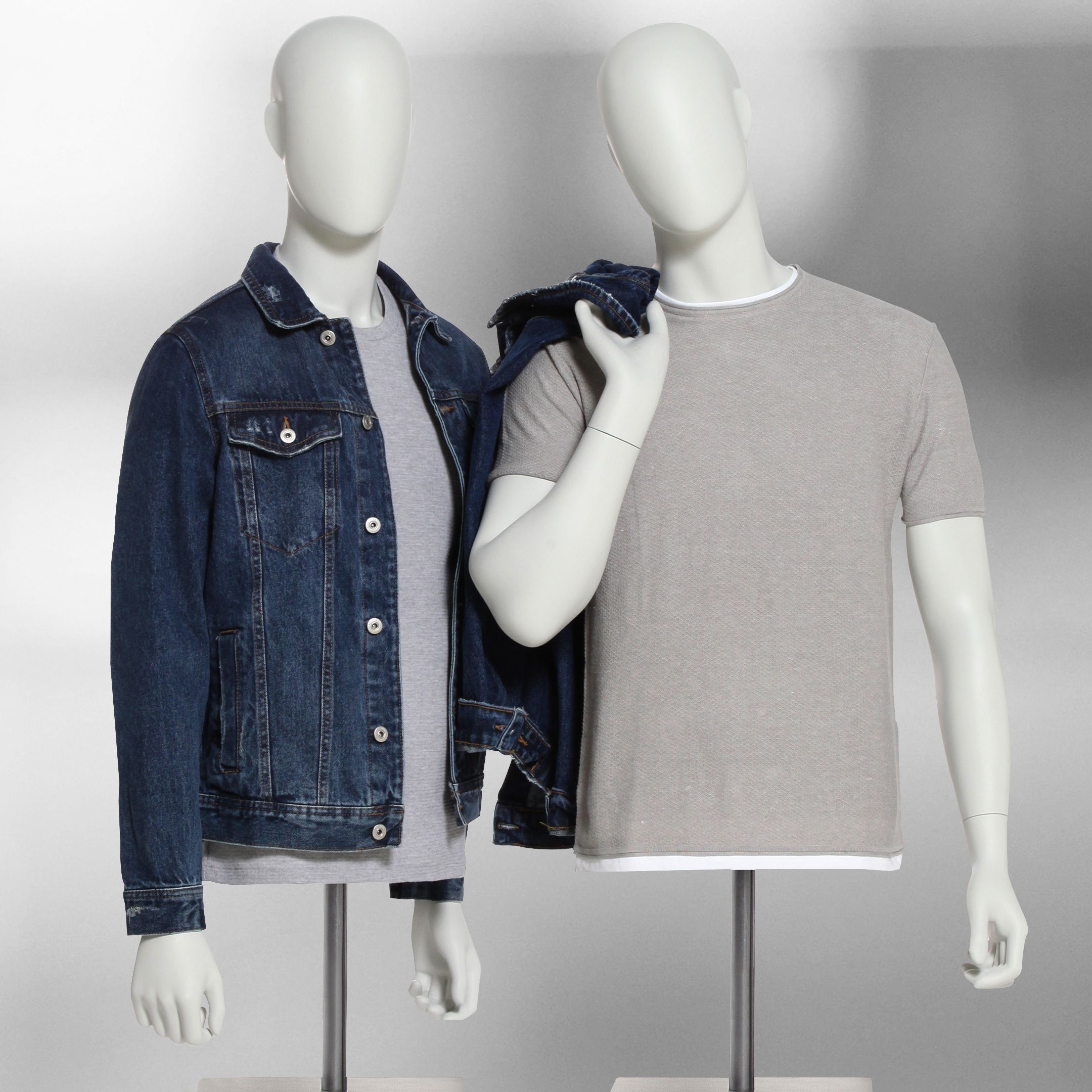 117. BUSTS BOYS BAND